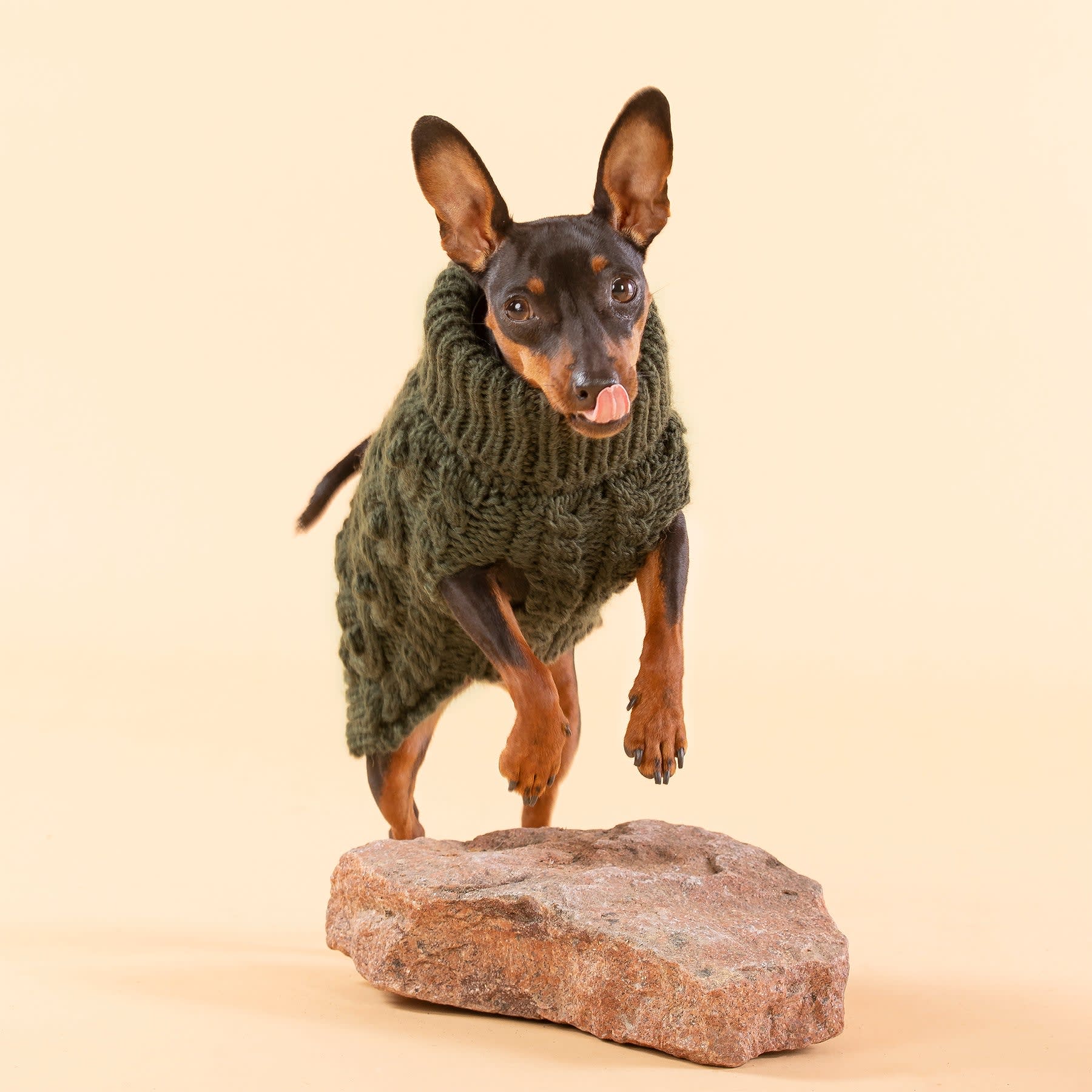 PAIKKA Handmade Knit Sweater Green - Image 3