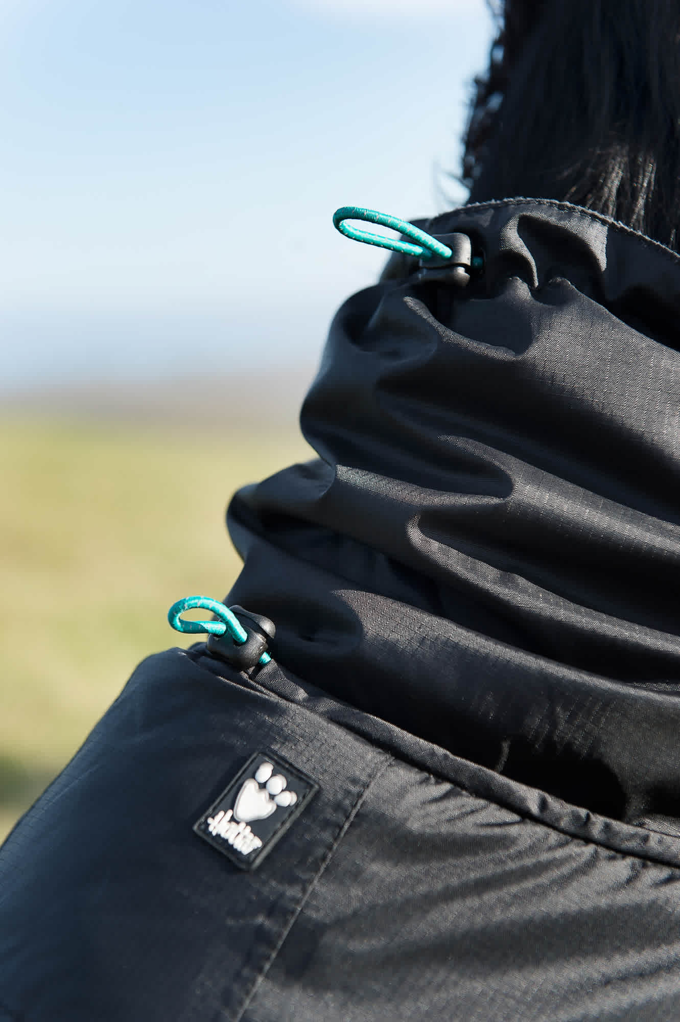 Hurtta Summit Parka Raven - Image 10